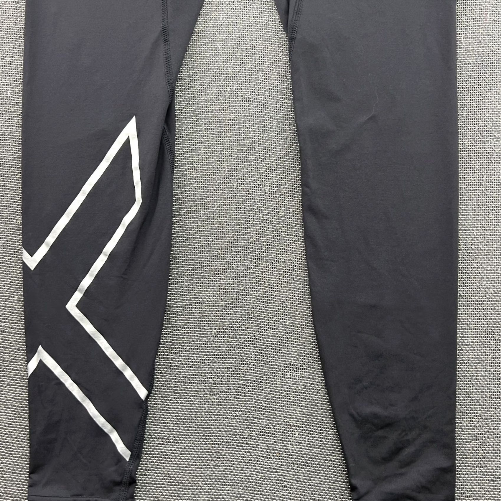 2XU 2XU Elite Mens Compression Pants M Black White Tights Athletic Drawstrings Pants Track Sports Mens Clothing Size US 31 - 6 Thumbnail