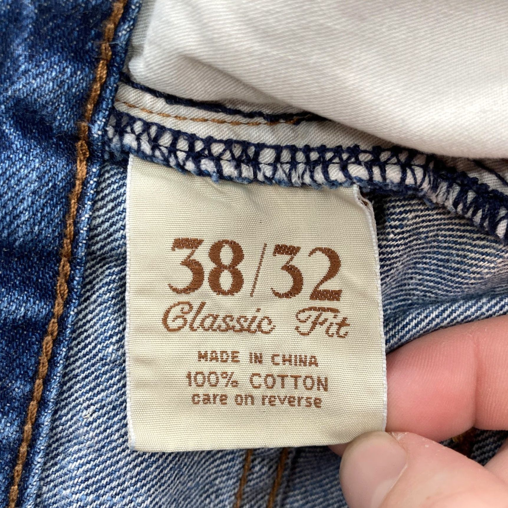 Tommy Bahama Tommy Bahama Jeans Mens 38x32 Blue Classic Fit Medium Wash Five Pocket Denim Shirt? Size US 38 / EU 54 - 5 Thumbnail