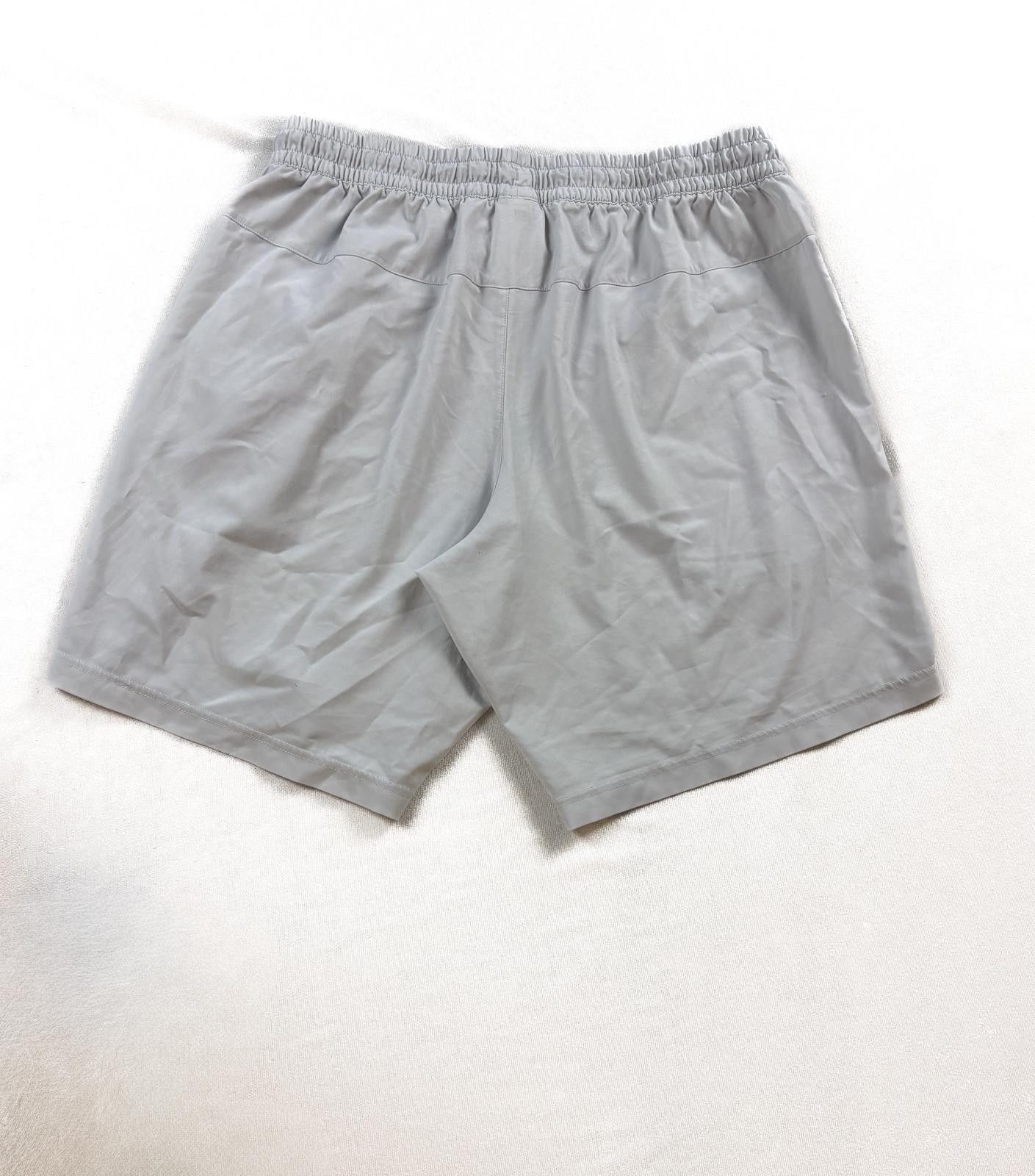 Reebok Reebok Men's Casual Shorts Light Gray Size L Size US 34 / EU 50 - 3 Thumbnail