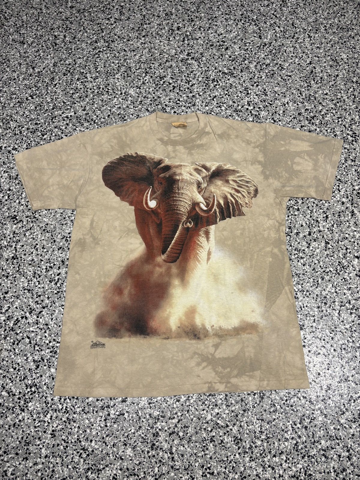 The Mountain Vintage 2002 The Mountain “Elephant” T-Shirt Size L 0791 Size US L / EU 52-54 / 3 - 1 Thumbnail