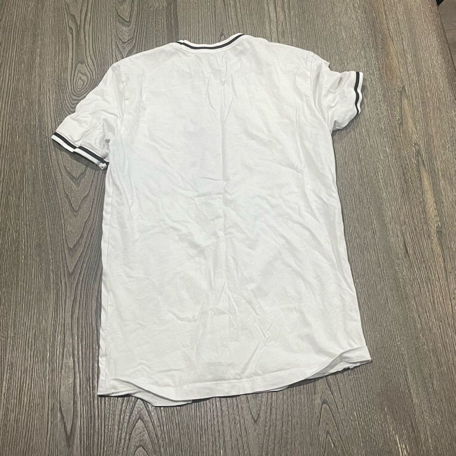 American Eagle Outfitters American Eagle AE USA Standard Fit Cotton Short Sleeve Size XS / US 0-2 / IT 36-38 - 4 Thumbnail
