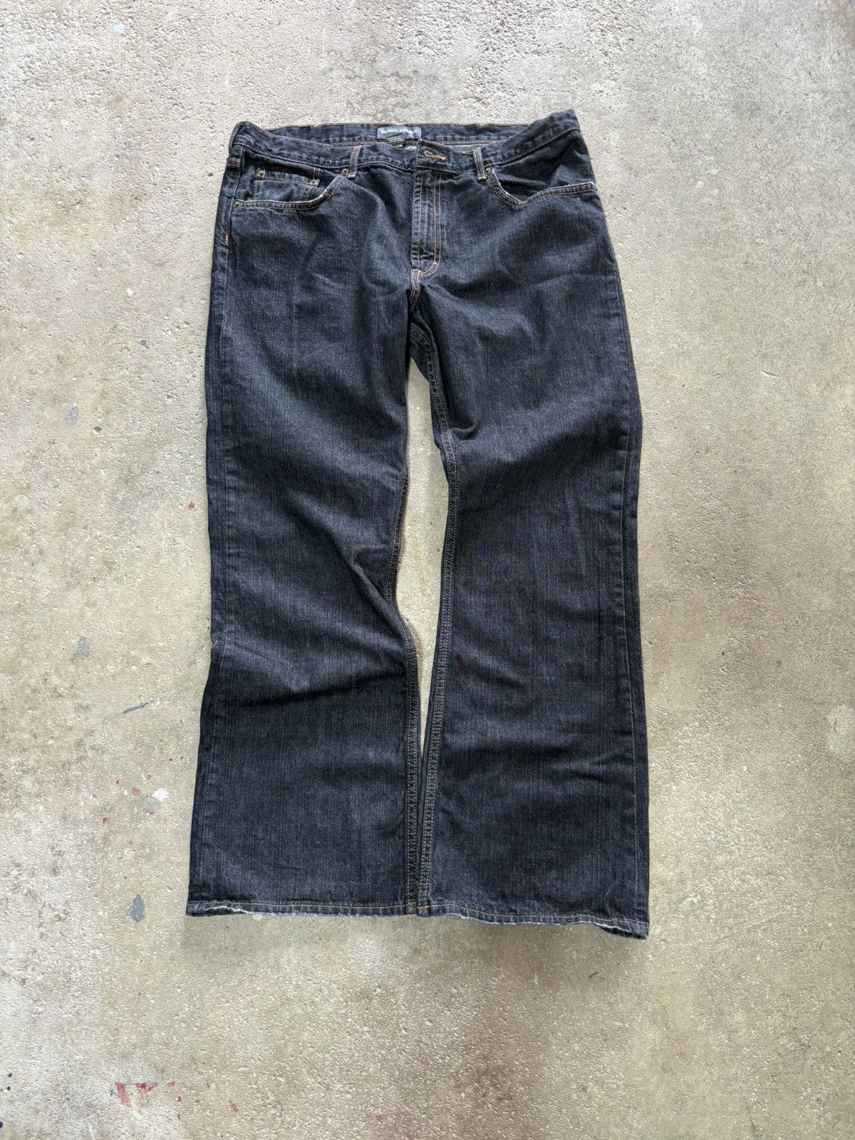 Banana Republic Banana Republic dark wash denim jeans Size US 38 / EU 54 - 2 Thumbnail