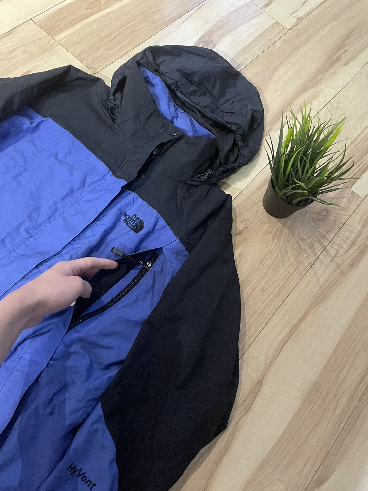 The North Face × Vintage Vintage 90 s Jacket The North Face Hyvent Outdoor Ski Size M / US 6-8 / IT 42-44 - 4 Thumbnail