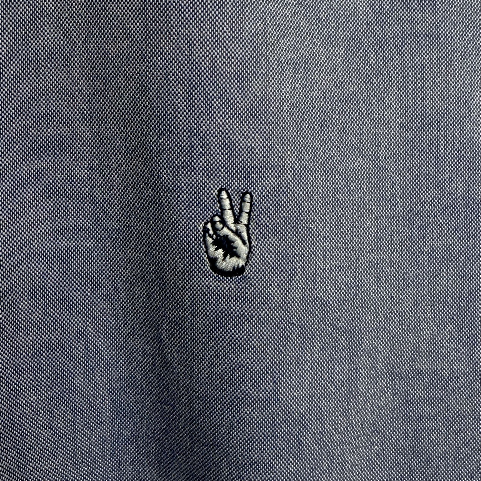 John Varvatos John Varvatos USA Light Blue Peace Logo Men's M Button Down Size US M / EU 48-50 / 2 - 5 Thumbnail