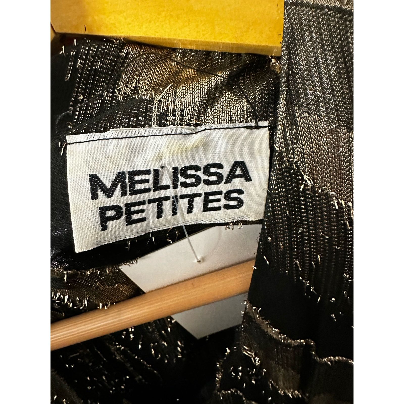 Vintage Black and Gold 70s Jumpsuit Wore by Tori Spelling Size Small Size 26" / US 2 / IT 38 - 7 Thumbnail