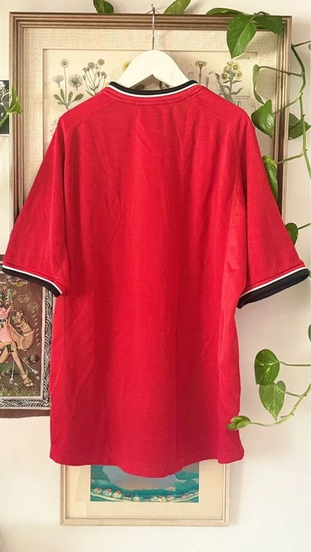 Umbro Manchester United Home 2000–2002 Size US S / EU 44-46 / 1 - 5 Thumbnail