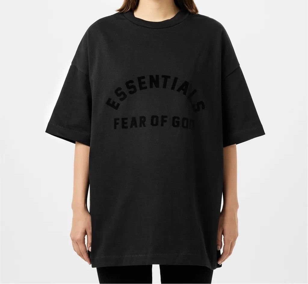 Fear of God ❄️ESSENTIAL FOG OVERSIZE TSHIRT Size US XL / EU 56 / 4 - 1 Thumbnail