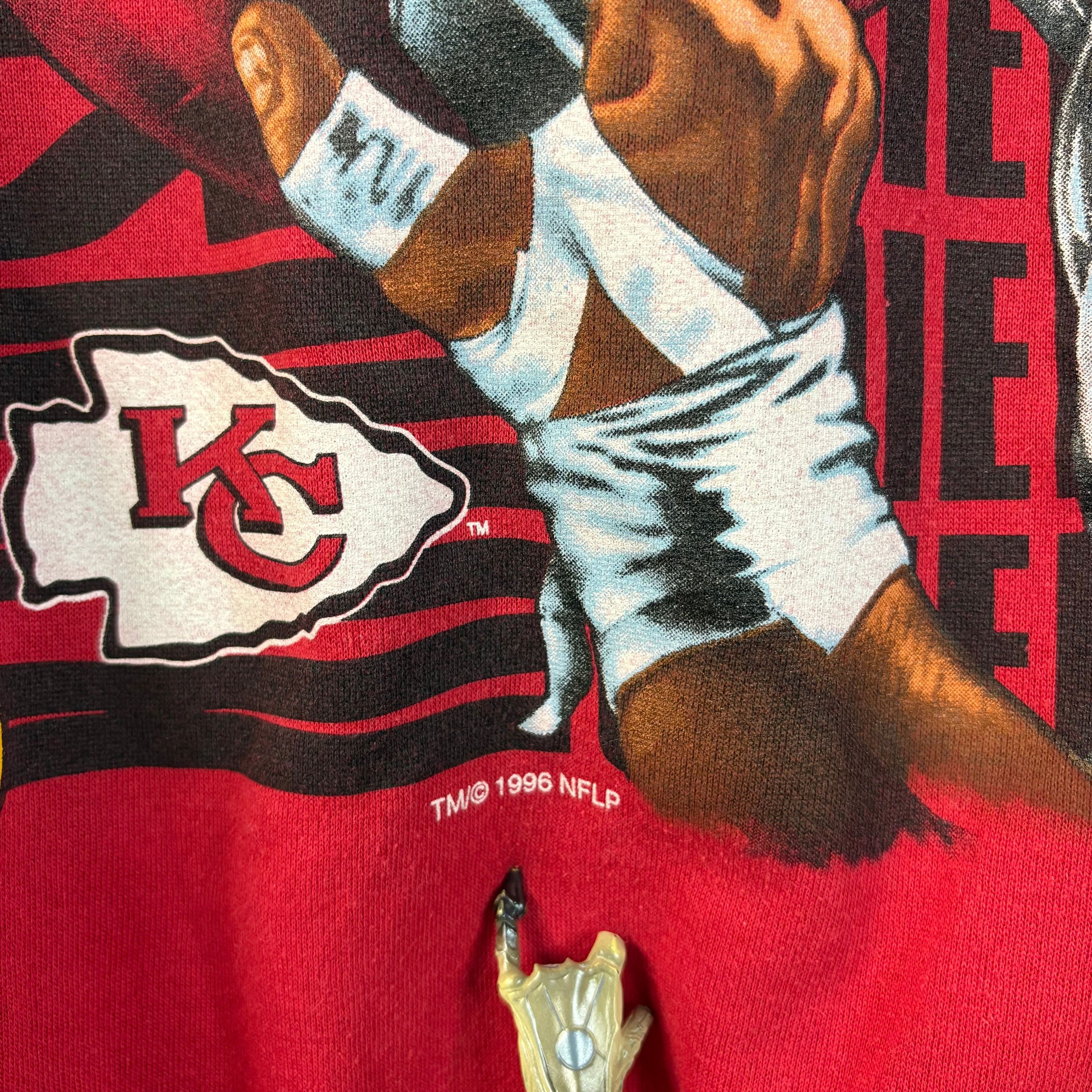 Vintage Vintage 1996 Kansas City Chiefs NFL Sweatshirt Size L Size US L / EU 52-54 / 3 - 3 Thumbnail
