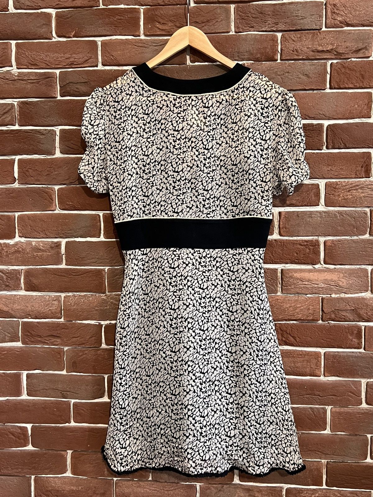 Dolce & Gabbana Rare Dolce & Gabbana Silk Dress 44IT designer Leaf Print Size M / US 6-8 / IT 42-44 - 2 Thumbnail