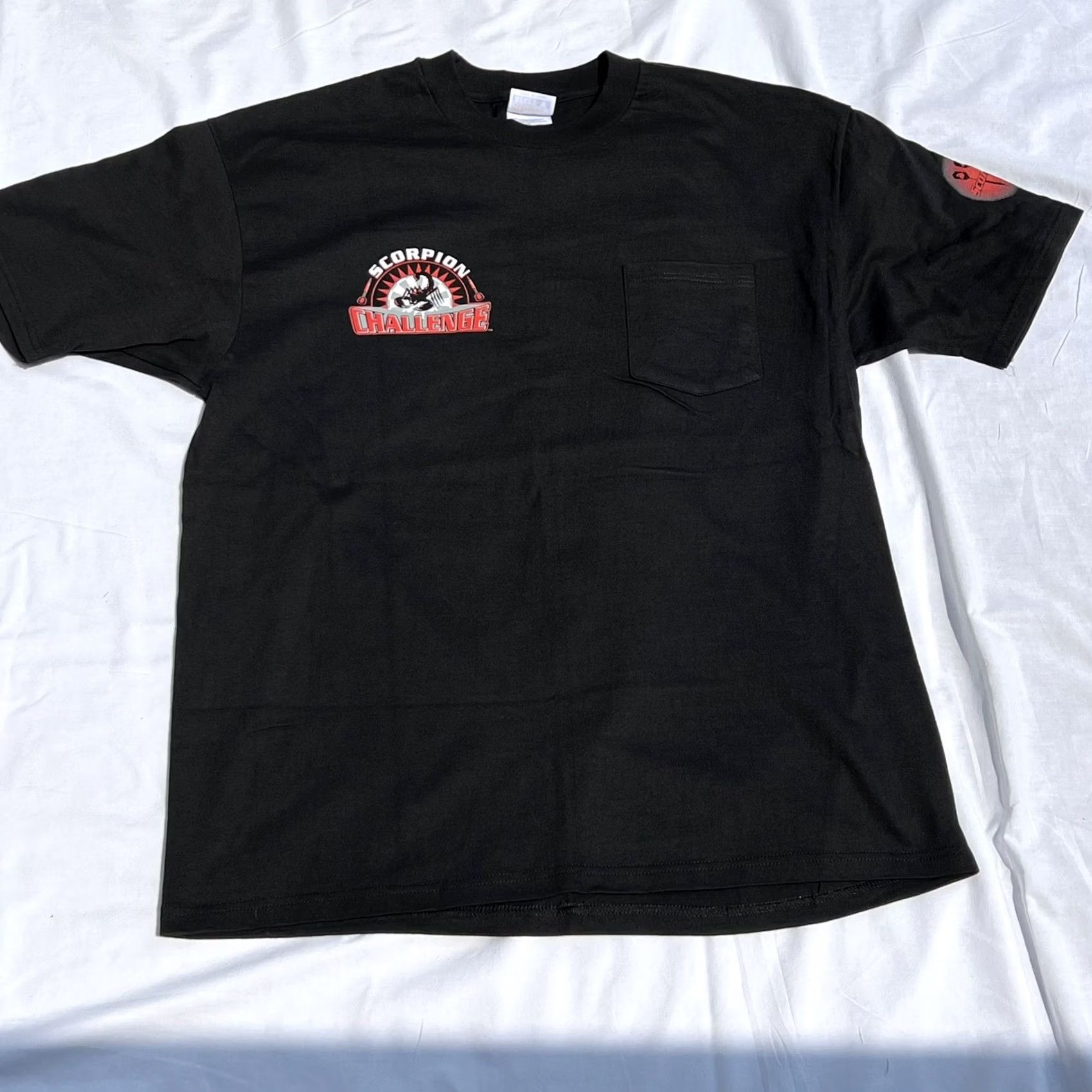 Hanes VINTAGE 1995 Hanes Beefy XL Black T-Shirt Scorpion Dart Short Sleeve Men Size US XL / EU 56 / 4 - 2 Thumbnail