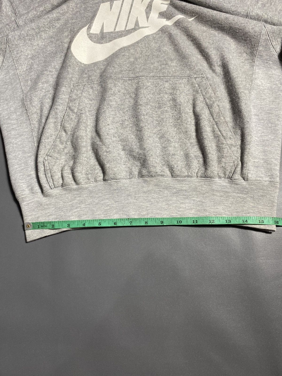 Nike Vintage Nike Big Swoosh Logo Hoodie Sweatshirt Y2K Boxy Fit Size US L / EU 52-54 / 3 - 10 Thumbnail