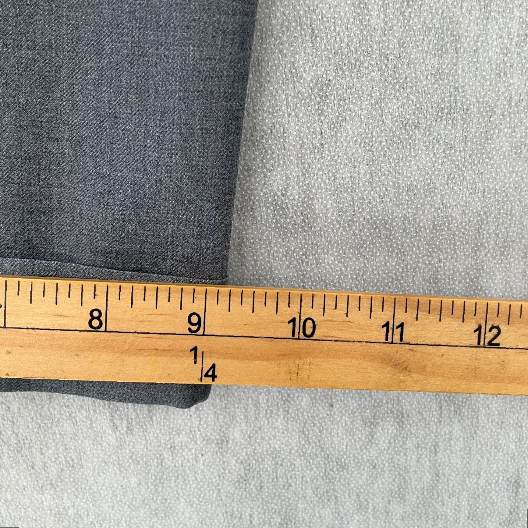 Canali Canali Pants Mens Dress Pants Adult 39 Gray Wool Pleated Trousers Pockets Regular 30" Inseam Zip Dry Clean Only Italy Preowned Size US 39 - 7 Thumbnail