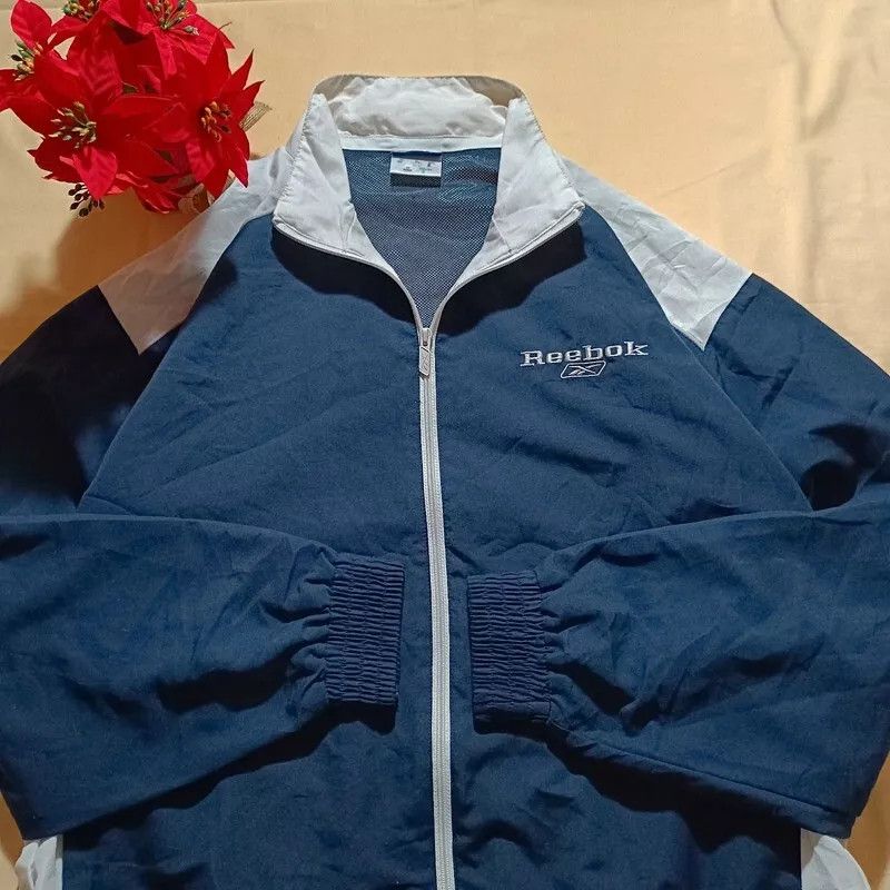 Reebok Vintage 00s Reebok Tracksuit Jacket Full Zip White Blue XL Size US XL / EU 56 / 4 - 9 Thumbnail
