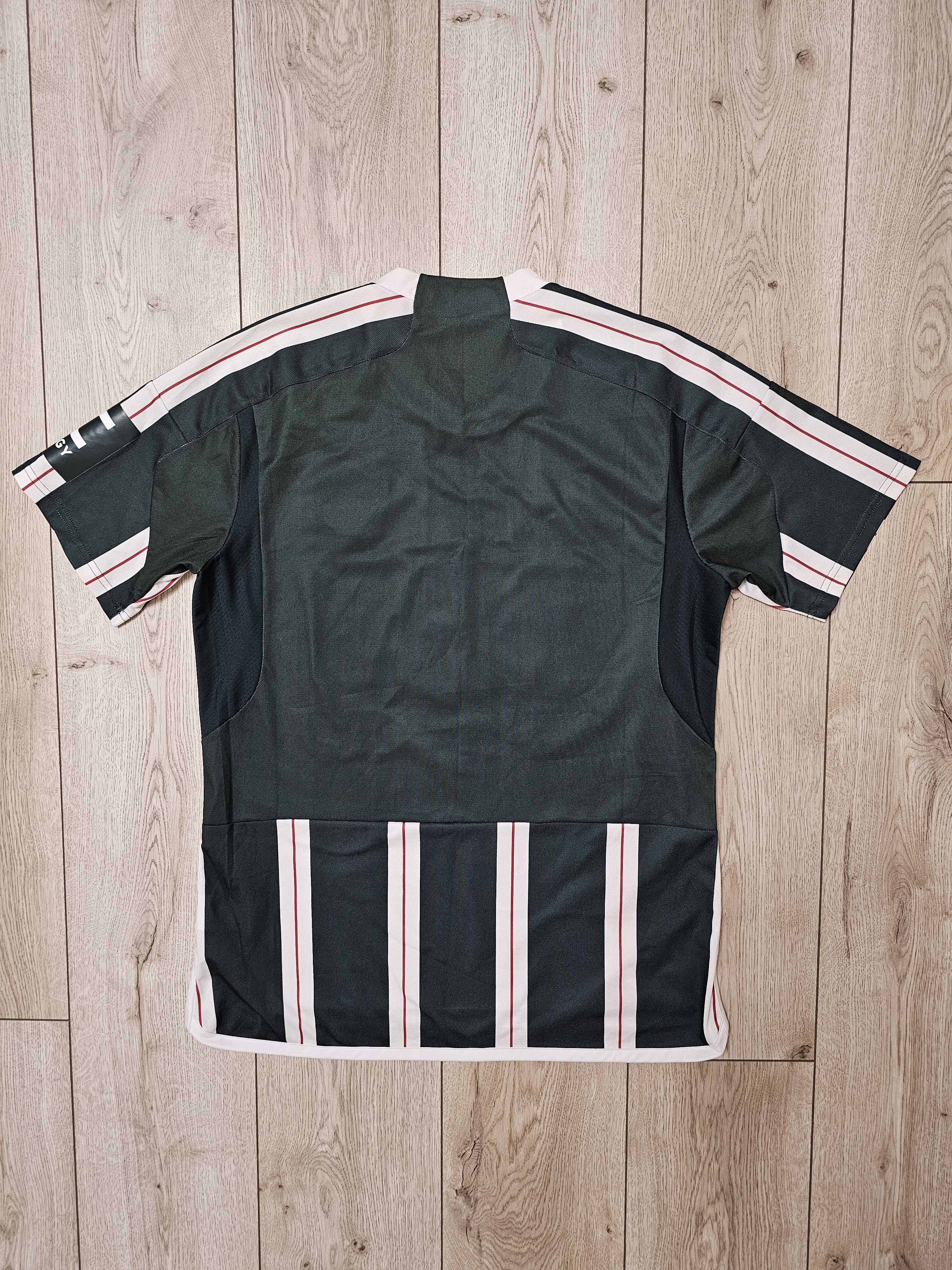 Adidas MANCHESTER UNITED 2023 2024 AWAY FOOTBALL SOCCER JERSEY Size US L / EU 52-54 / 3 - 2 Thumbnail