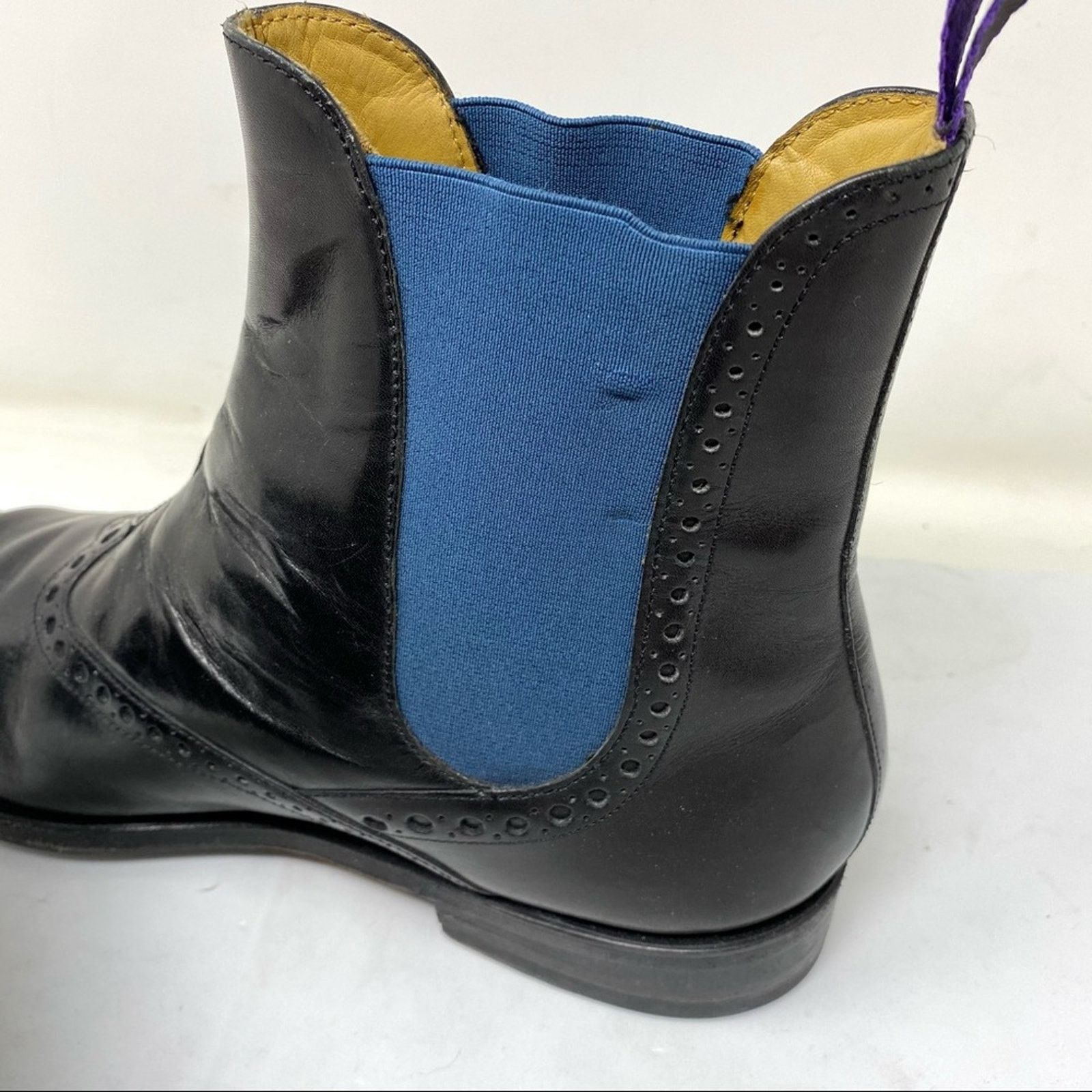 Paul Stuart Paul Stuart black leather brogue Chelsea pull on boots 8 Size US 8 / EU 41 - 4 Thumbnail