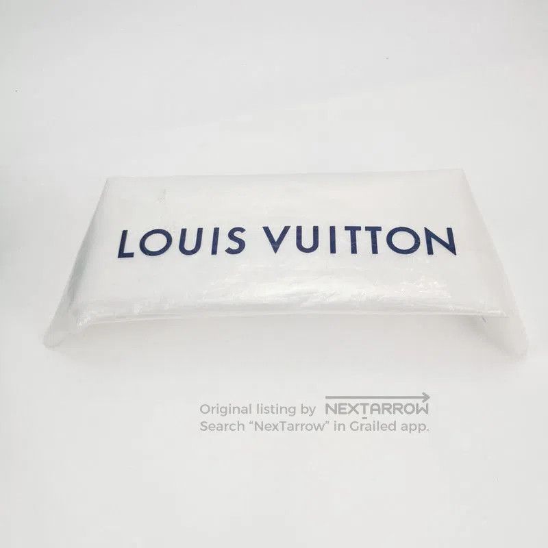 Louis Vuitton Louis Vuitton Cotton Monogram Hoodie in Medium Blue. Size US S / EU 44-46 / 1 - 3 Thumbnail