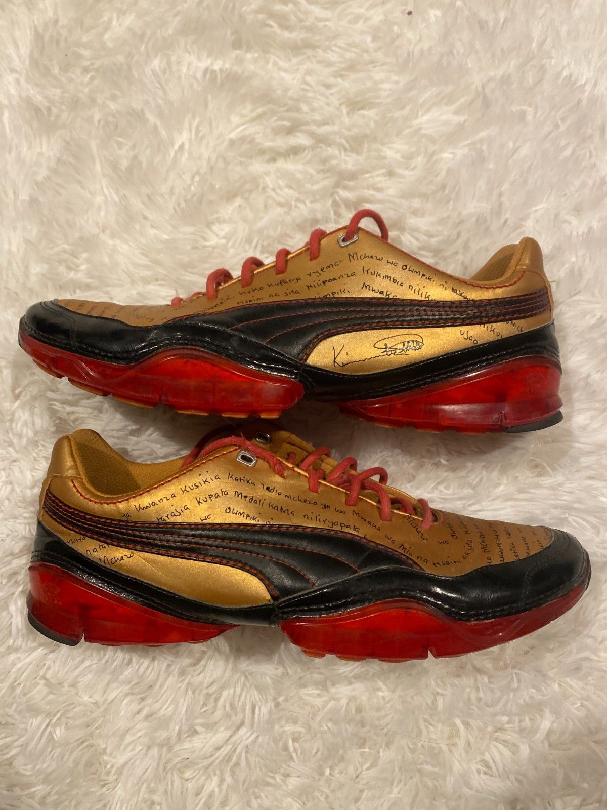 Puma Vintage 90s Y2K Uganda Puma Cell Meio Special Edition Size Size US 12 / EU 45 - 7 Thumbnail