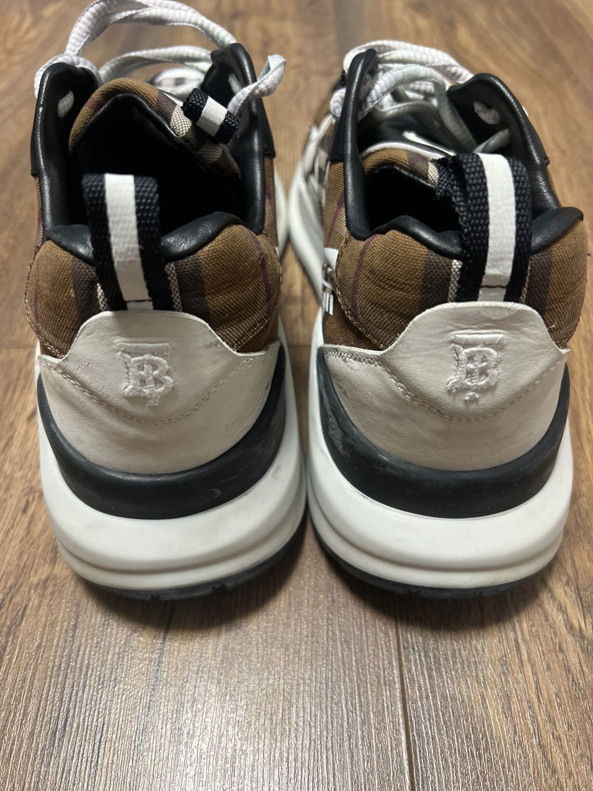 Burberry Burberry Brown Vintage Check Sneakers Size US 12 / EU 45 - 5 Thumbnail