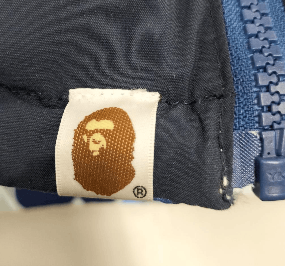 Bape Bape Blue Camo Reversible down jacket Size US XXL / EU 58 / 5 - 10 Thumbnail
