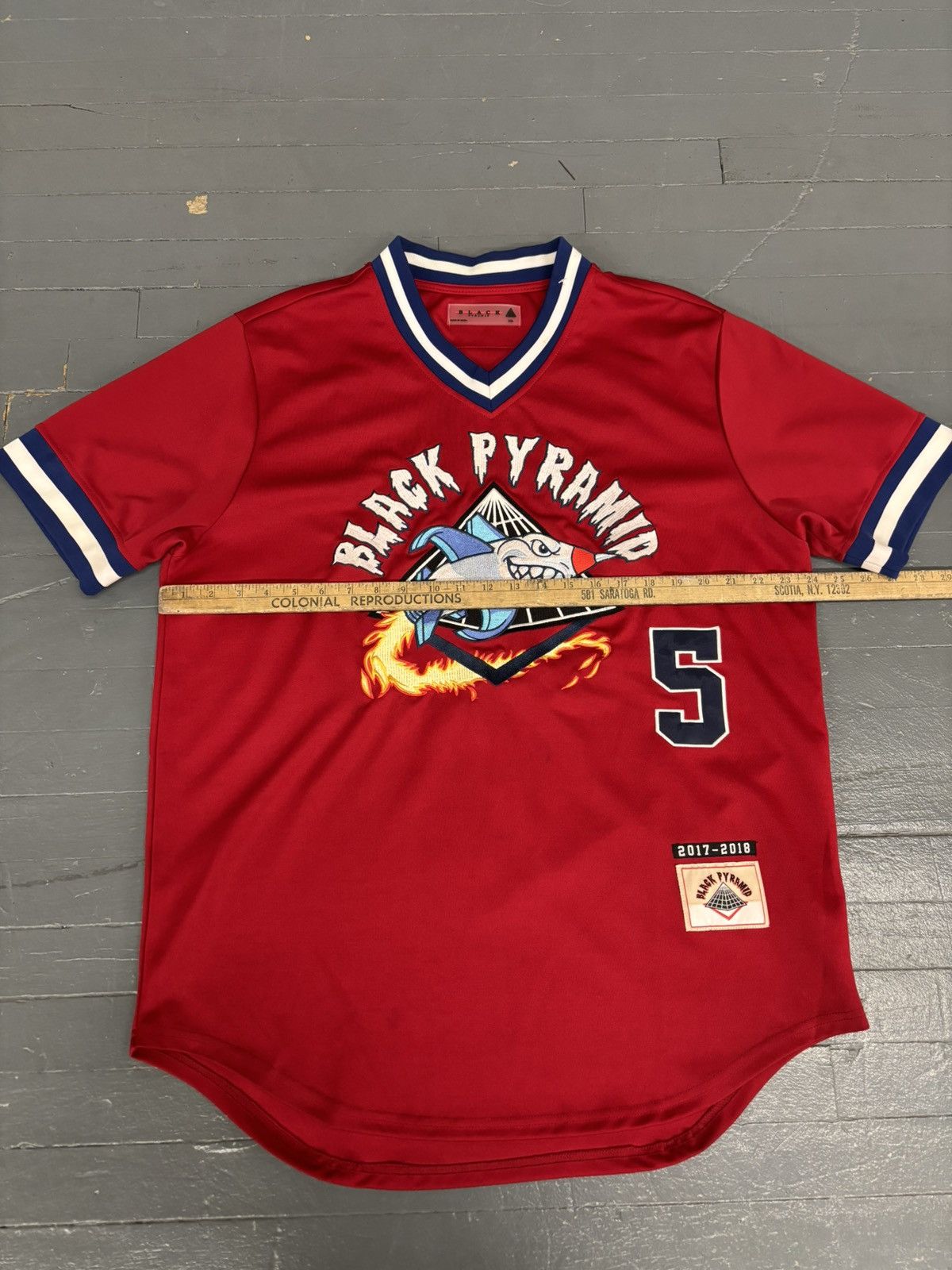 Black Pyramid × Vintage Black Pyramid Outta here rocket shark jersey Size US XXL / EU 58 / 5 - 4 Thumbnail