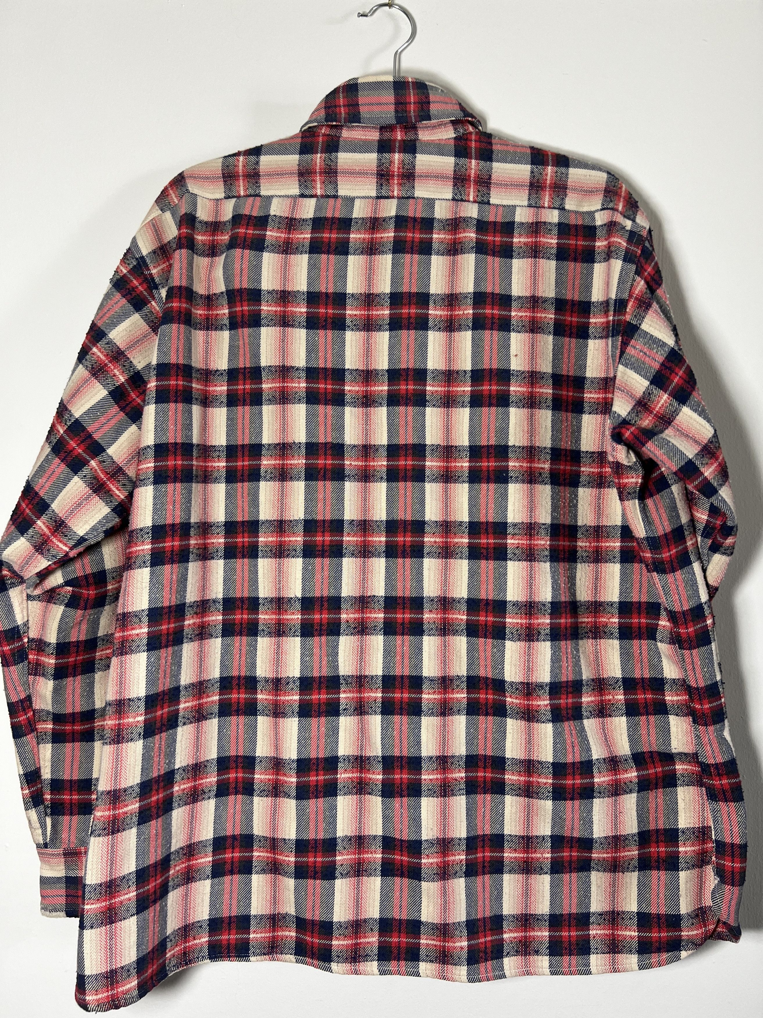 Flannel × JCPenney × Vintage Vintage JC Penny Red White and Blue Button Up Shirt Size US L / EU 52-54 / 3 - 7 Thumbnail