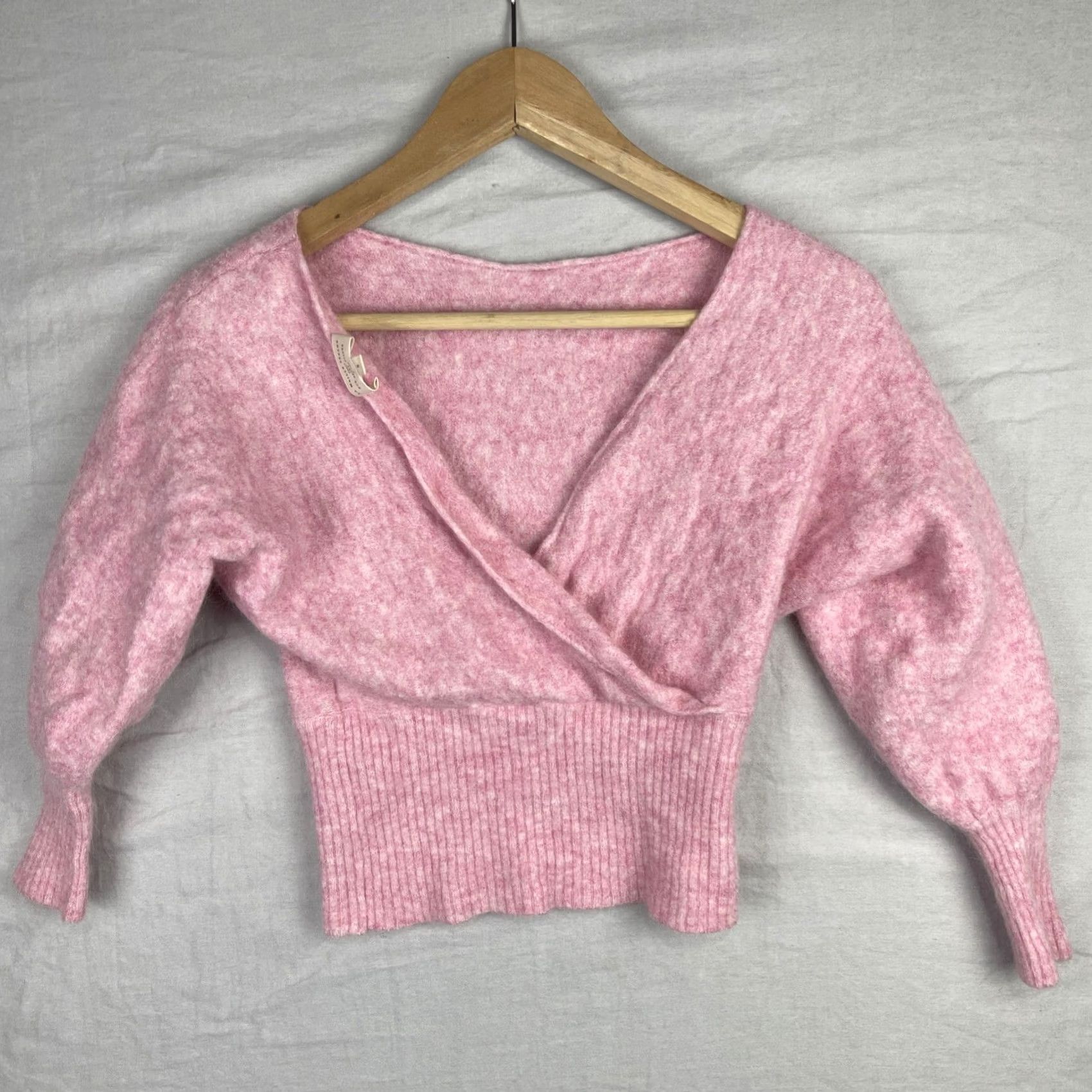 Vintage Sezane Sweater Shirt Womens Small Pink V-Neck Mohair Wool Blend Knit Size S / US 4 / IT 40 - 2 Thumbnail