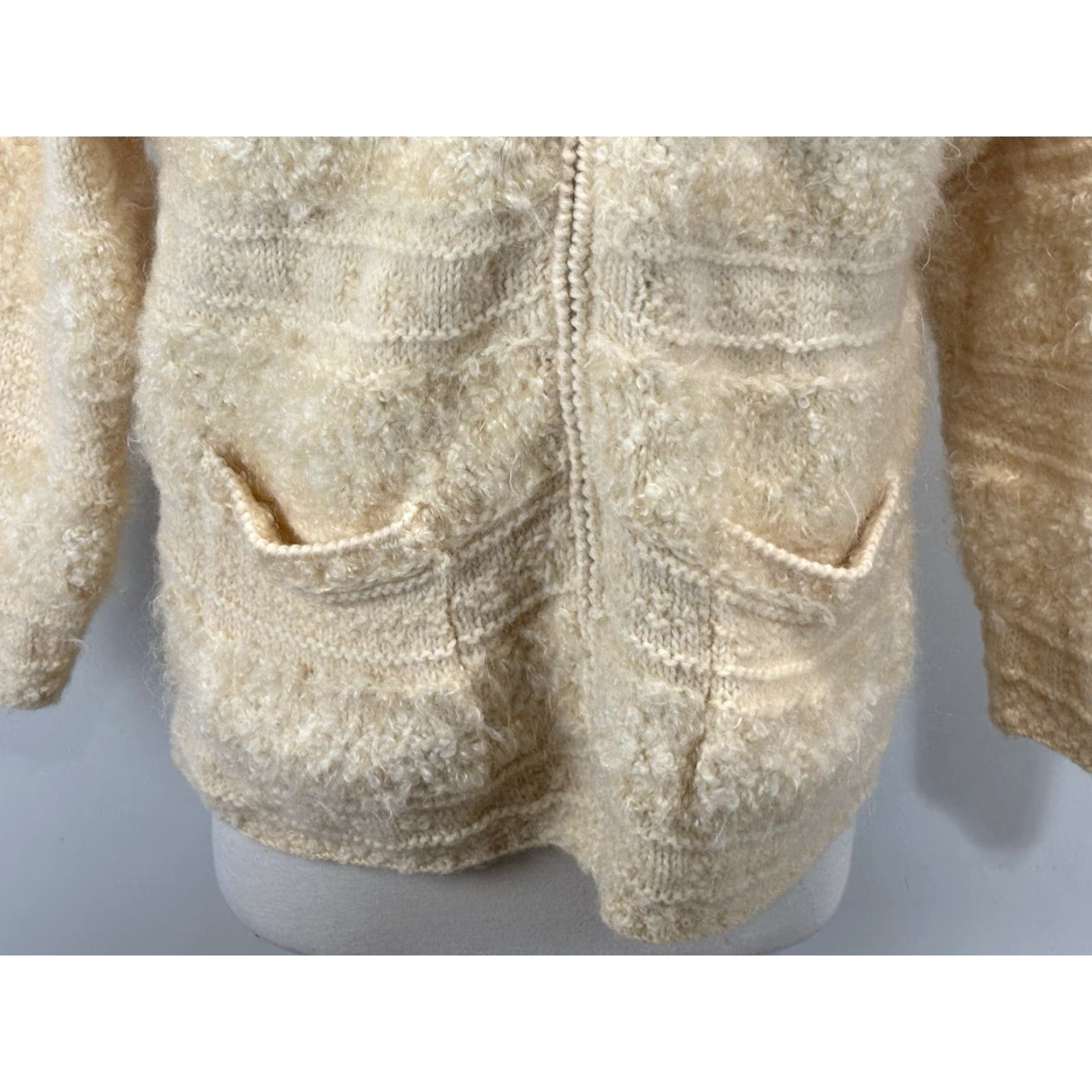 Jones New York VINTAGE Jones New York Cardigan Sweater Shirt Women Petite Small Ivory Mohair Wool Knit Mock Neck Long Sleeve Vintage PS/Small Womens Size S / US 4 / IT 40 - 6 Thumbnail