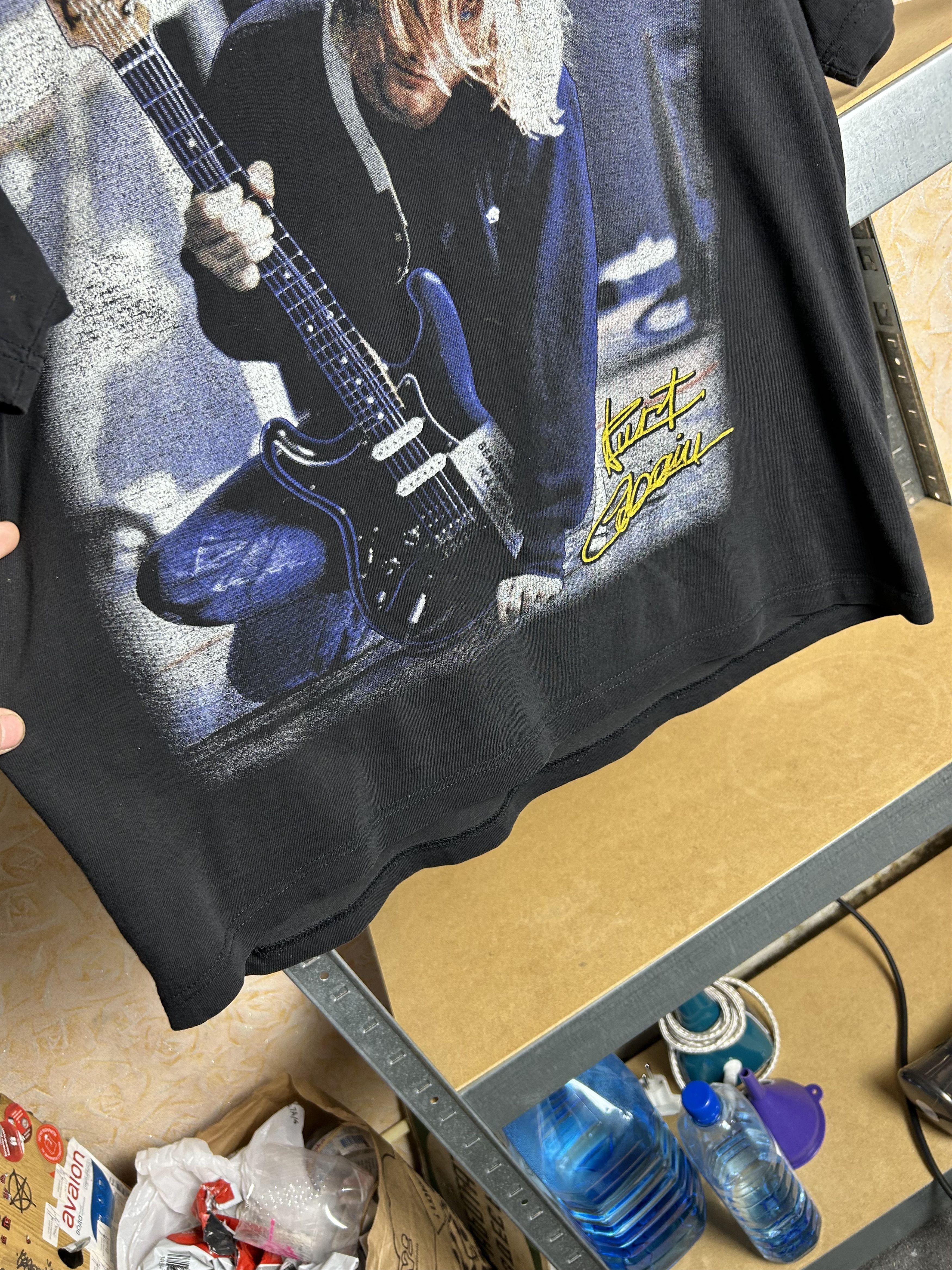 Band Tees Vintage 90s Nirvana Kurt Cobain Rock Band T-shirt Size US L / EU 52-54 / 3 - 8 Thumbnail