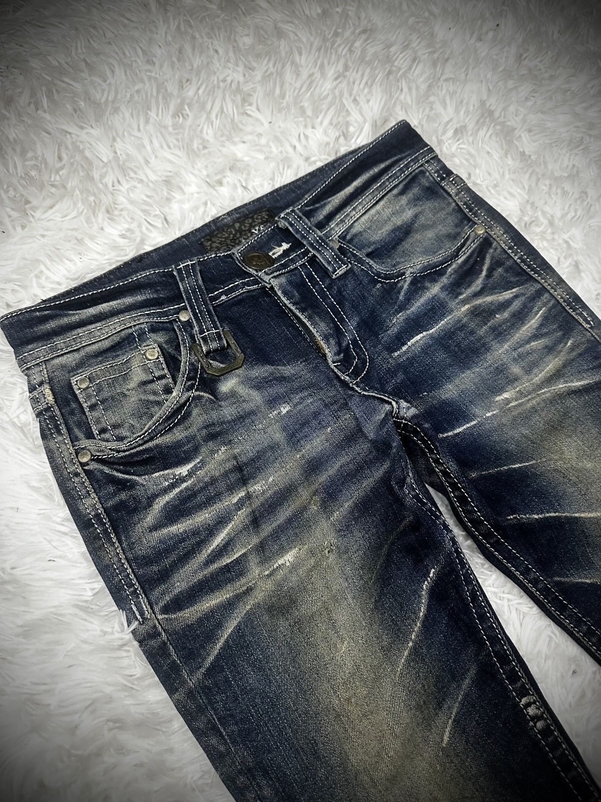 Japanese Brand Rare 2000s XFRM Distressed Washed Denim Jeans Size US 29 - 3 Thumbnail