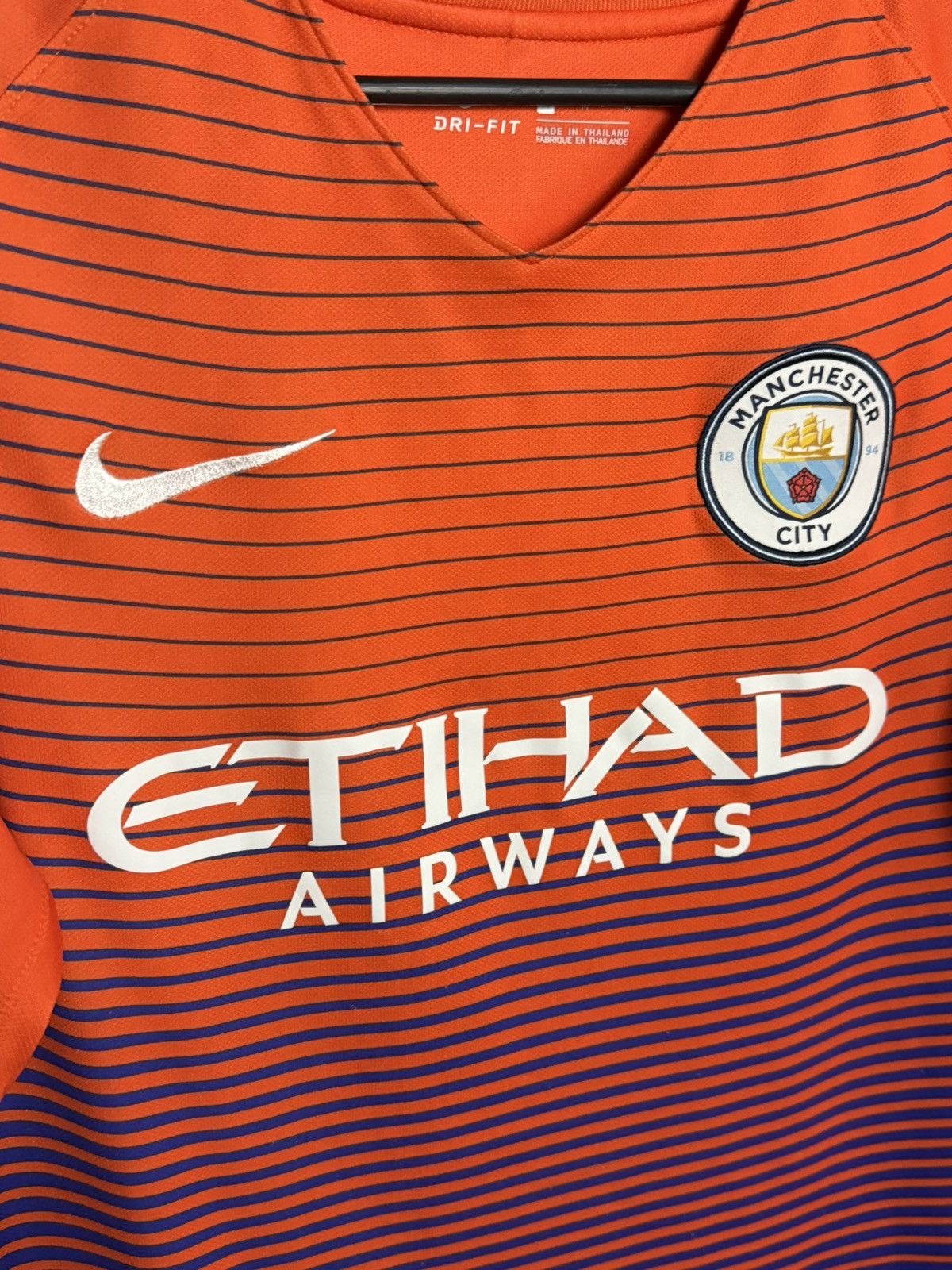 Nike Manchester City 16/17 Third Football Jersey Size US M / EU 48-50 / 2 - 3 Thumbnail