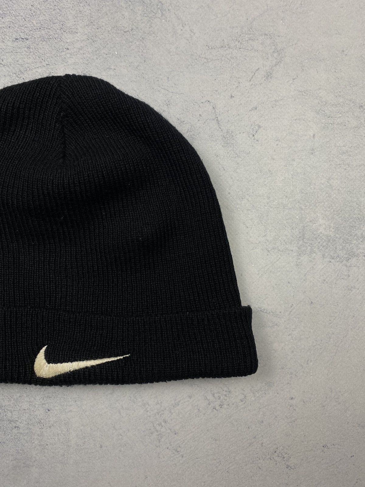 Nike Vintage Nike Swoosh Beanie Black Winter Hat Cap Knit Drill Size ONE SIZE - 4 Thumbnail