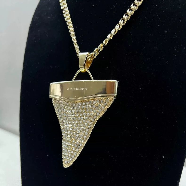 Givenchy Givenchy Givenchy Shark Tooth Necklace with Diamonds -2507 Size ONE SIZE - 4 Thumbnail