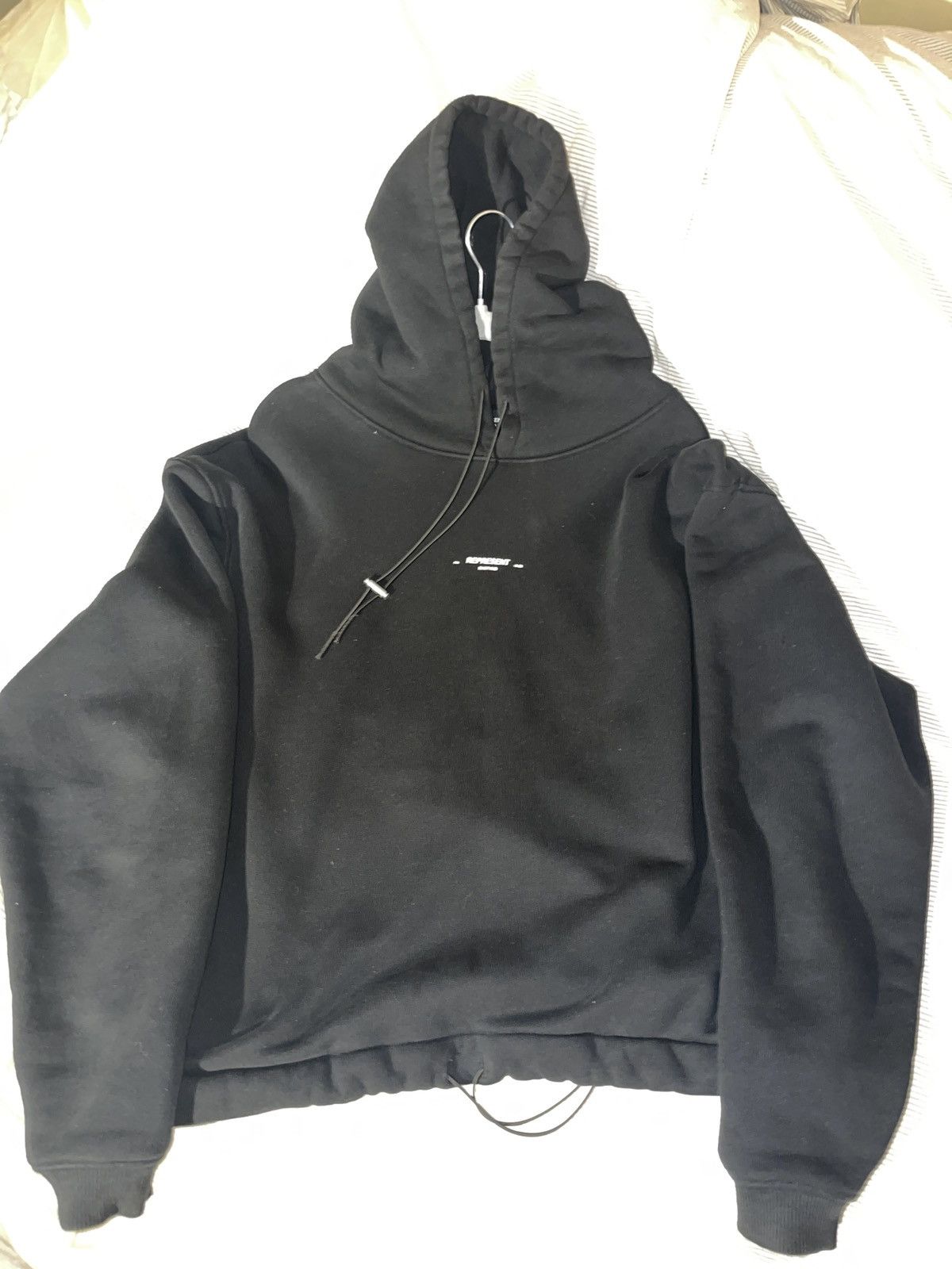 Represent Clo. Represent hoodie center logo Size US S / EU 44-46 / 1 - 1 Thumbnail