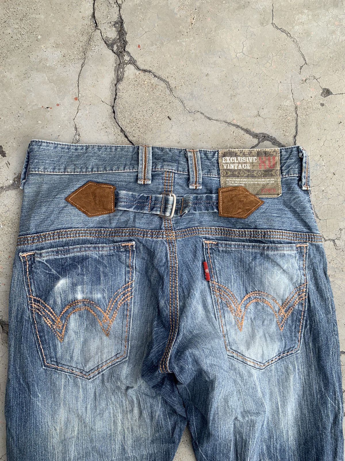 Edwin Vintage Edwin backle back fade blue. Size US 32 / EU 48 - 10 Thumbnail