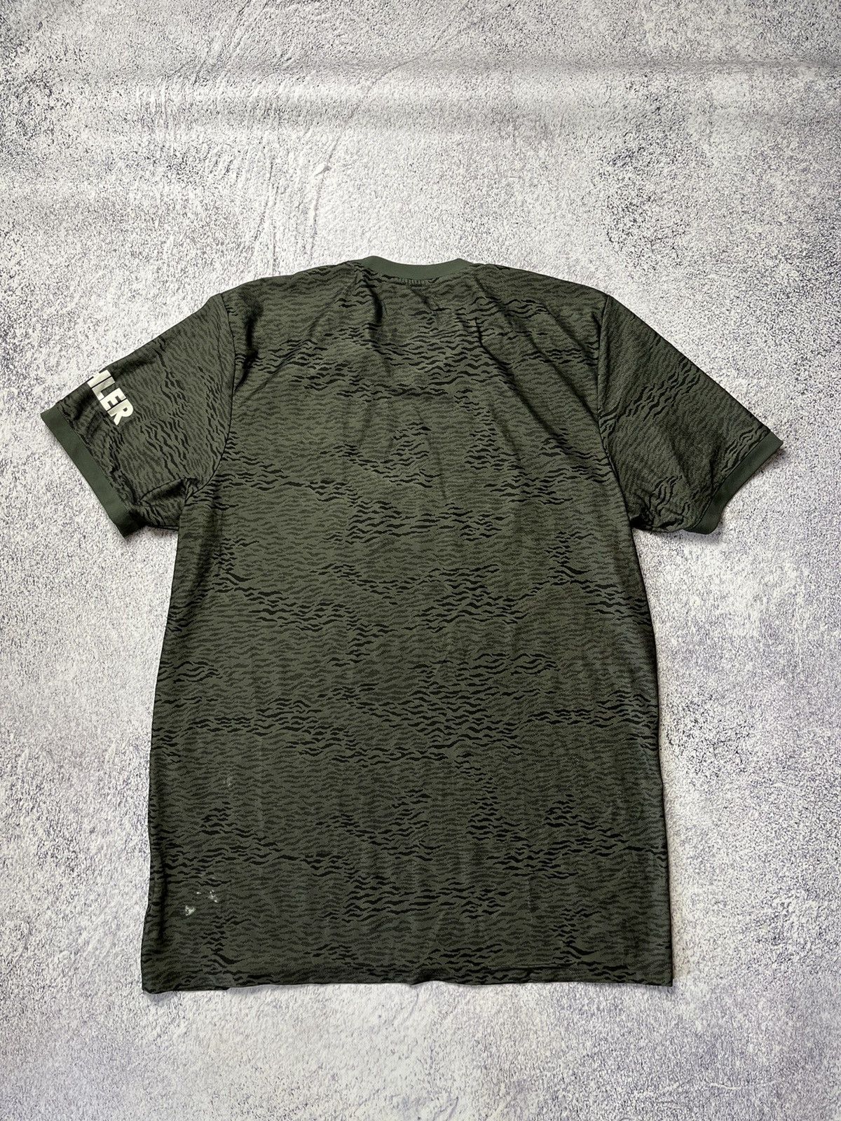 Adidas MANCHESTER UNITED 2020 2021 AWAY FOOTBALL SOCCER JERSEY Size US XL / EU 56 / 4 - 12 Thumbnail