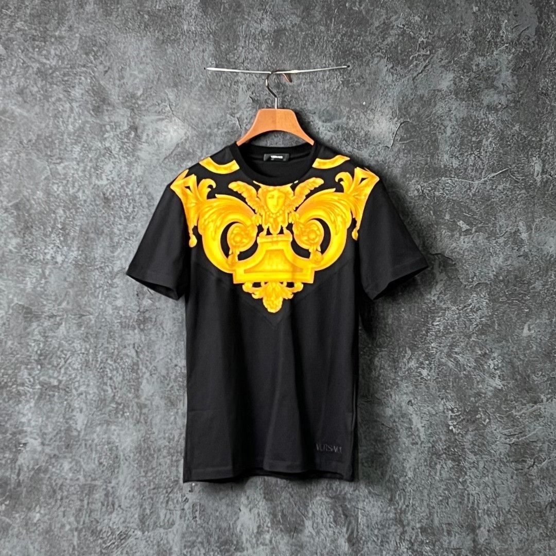 Versace Versace Cotton Printed T-Shirt s Men Size US S / EU 44-46 / 1 - 1 Thumbnail