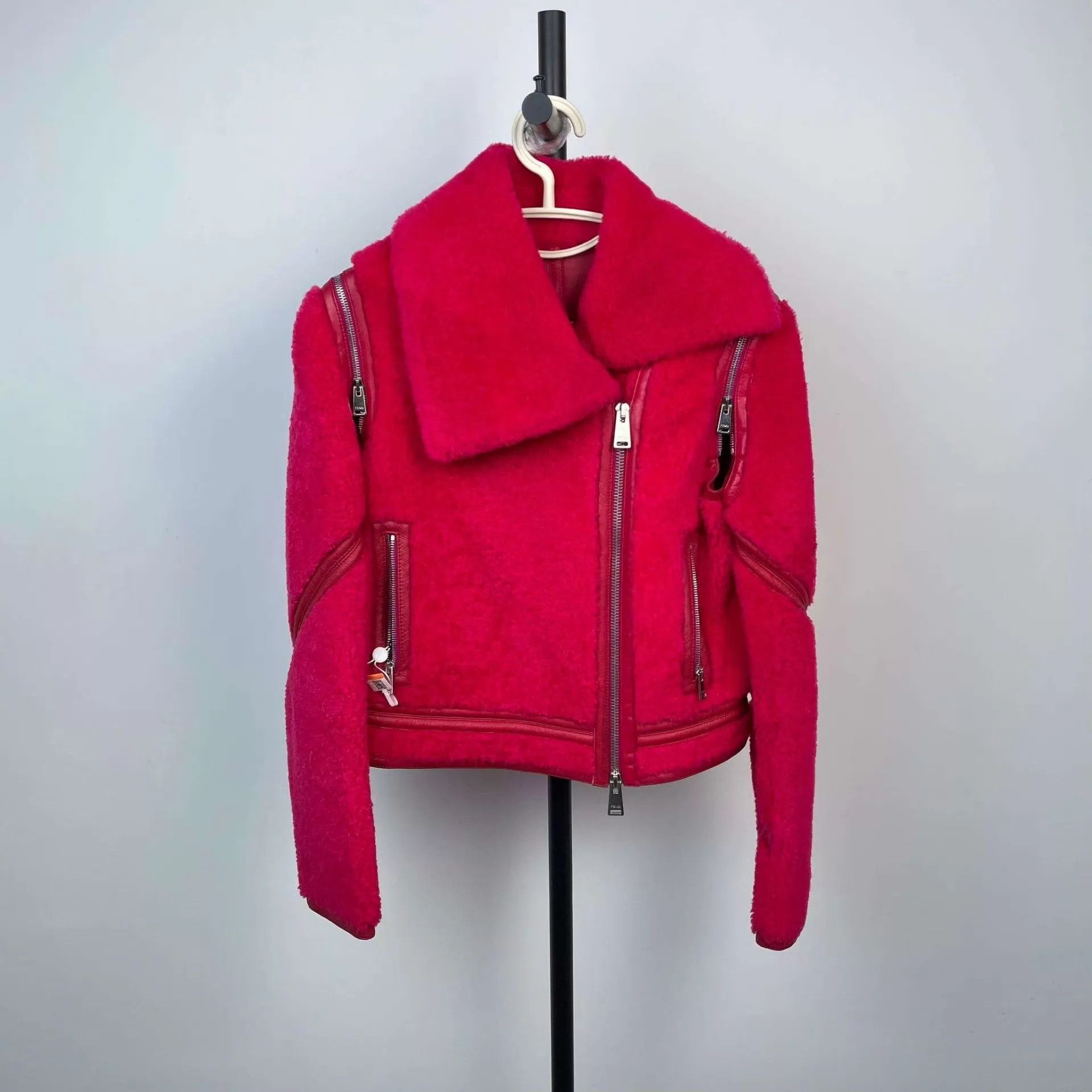 Fendi Fendi Red Shearling Coat 95 New 38 Size XS / US 0-2 / IT 36-38 - 1 Thumbnail