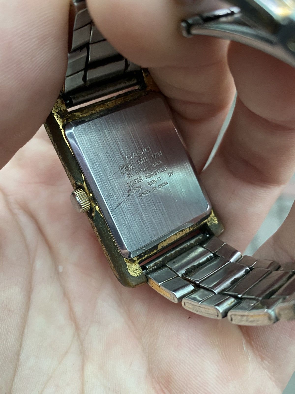 Casio Casio MTP-1234 Watch. Rectangle. Two-Tone. Vintage Size ONE SIZE - 6 Thumbnail