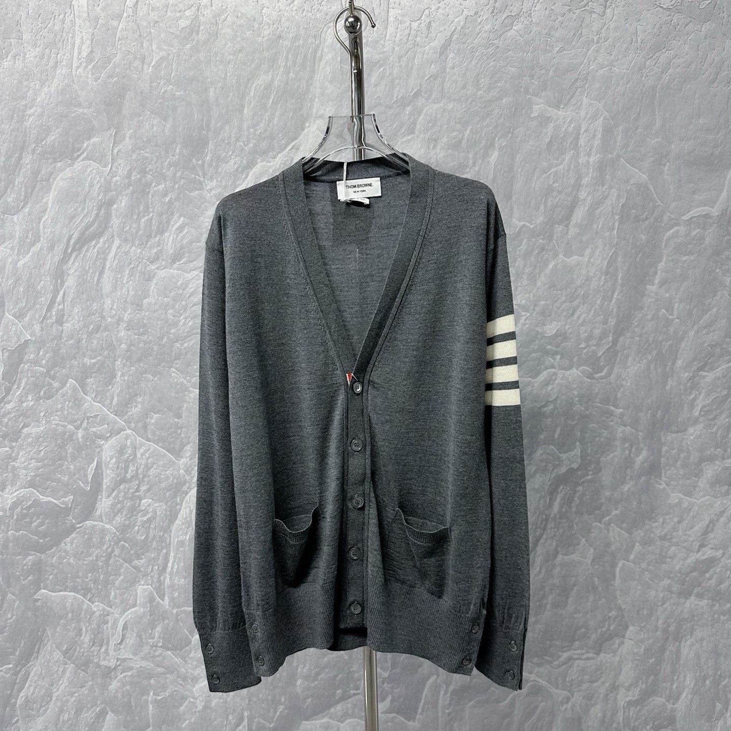 Thom Browne Thom Browne Gray V-neck Striped Cardigan Size US S / EU 44-46 / 1 - 1 Thumbnail