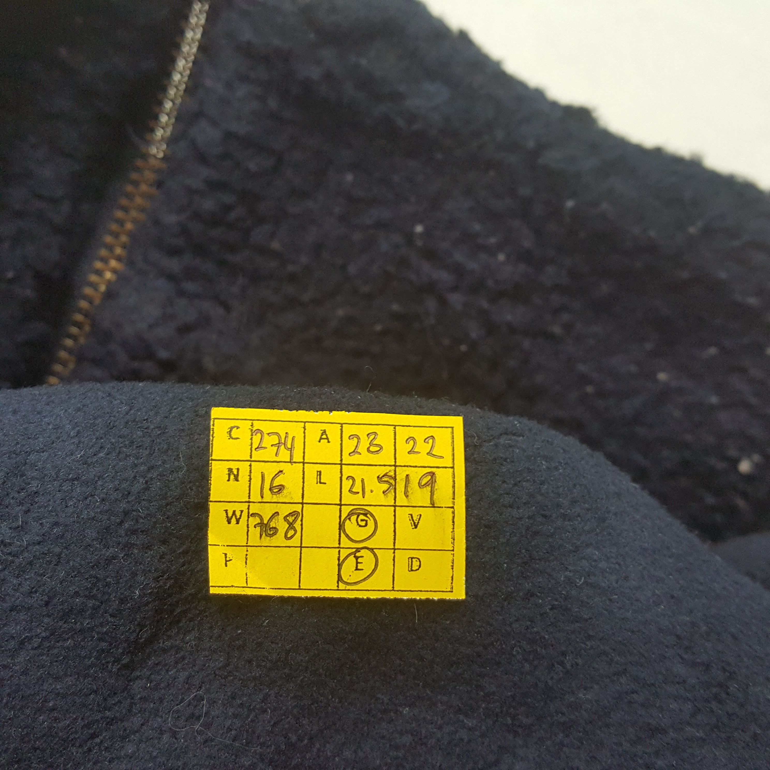 Japanese Brand × Vintage Vintage Uniqlo Undercover Custom Logo Sherpa Jacket Size US M / EU 48-50 / 2 - 7 Thumbnail