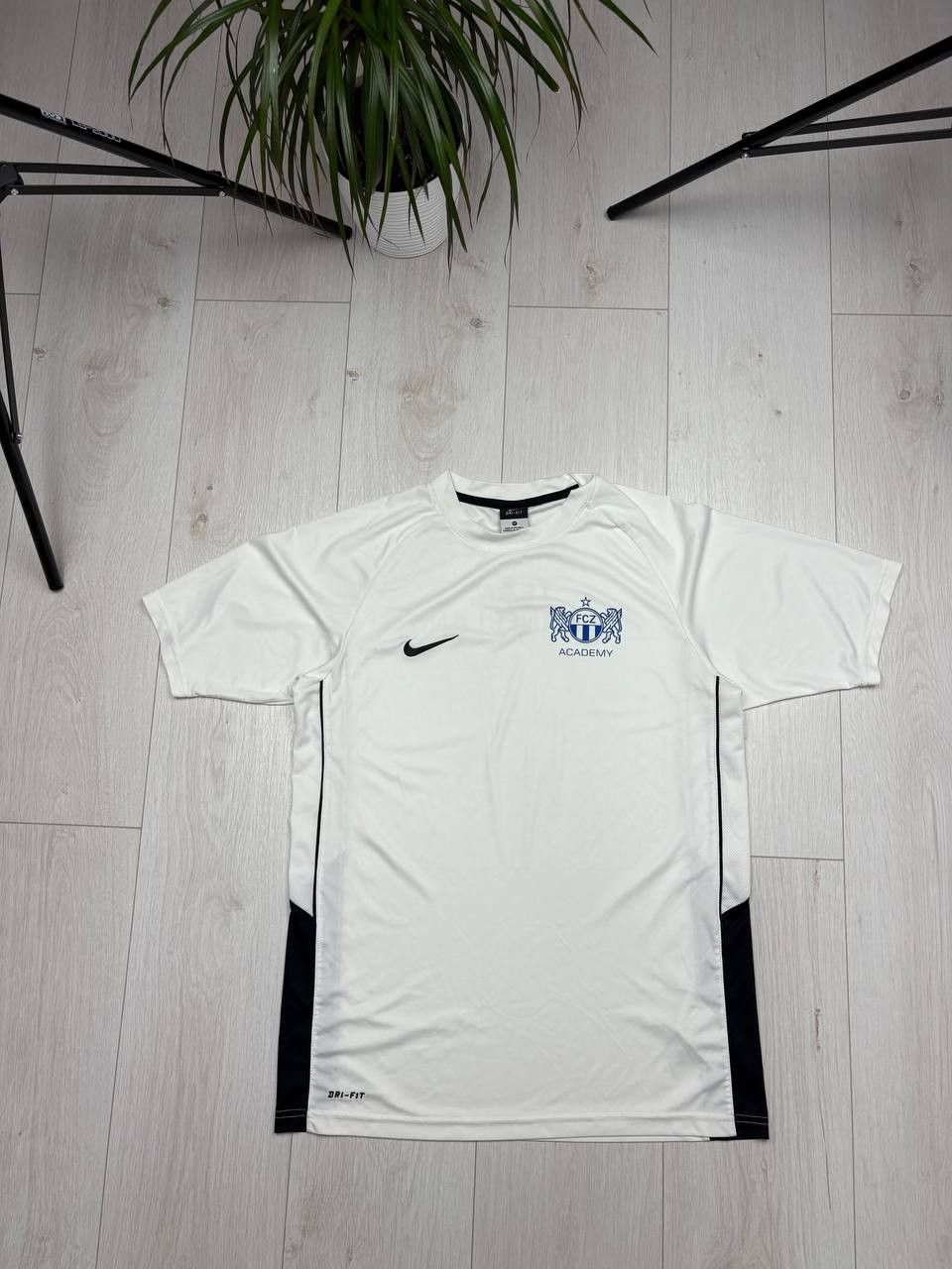 Nike 🇨🇭 Nike FCZ Zurich Switzerland Suisse Swiss Soccer T-Shirt Size US M / EU 48-50 / 2 - 1 Thumbnail
