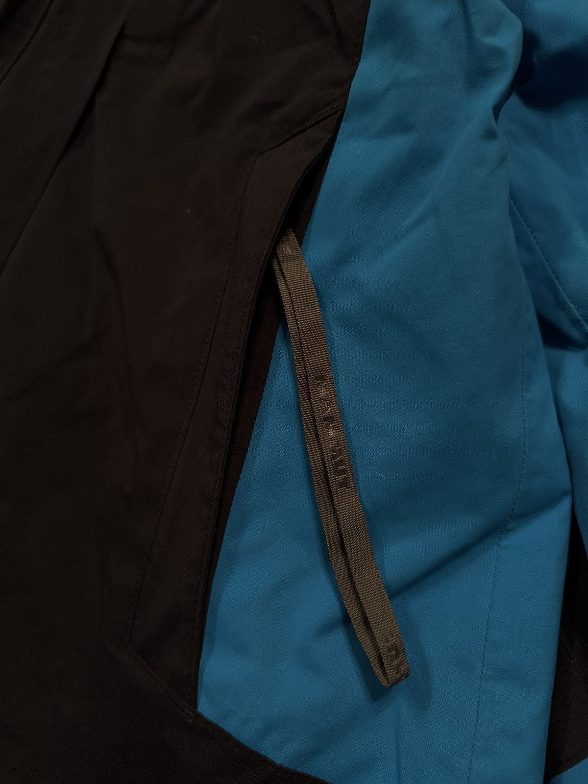 Mammut Mammut gorpcore style ski membrane jacket Size M / US 6-8 / IT 42-44 - 7 Thumbnail