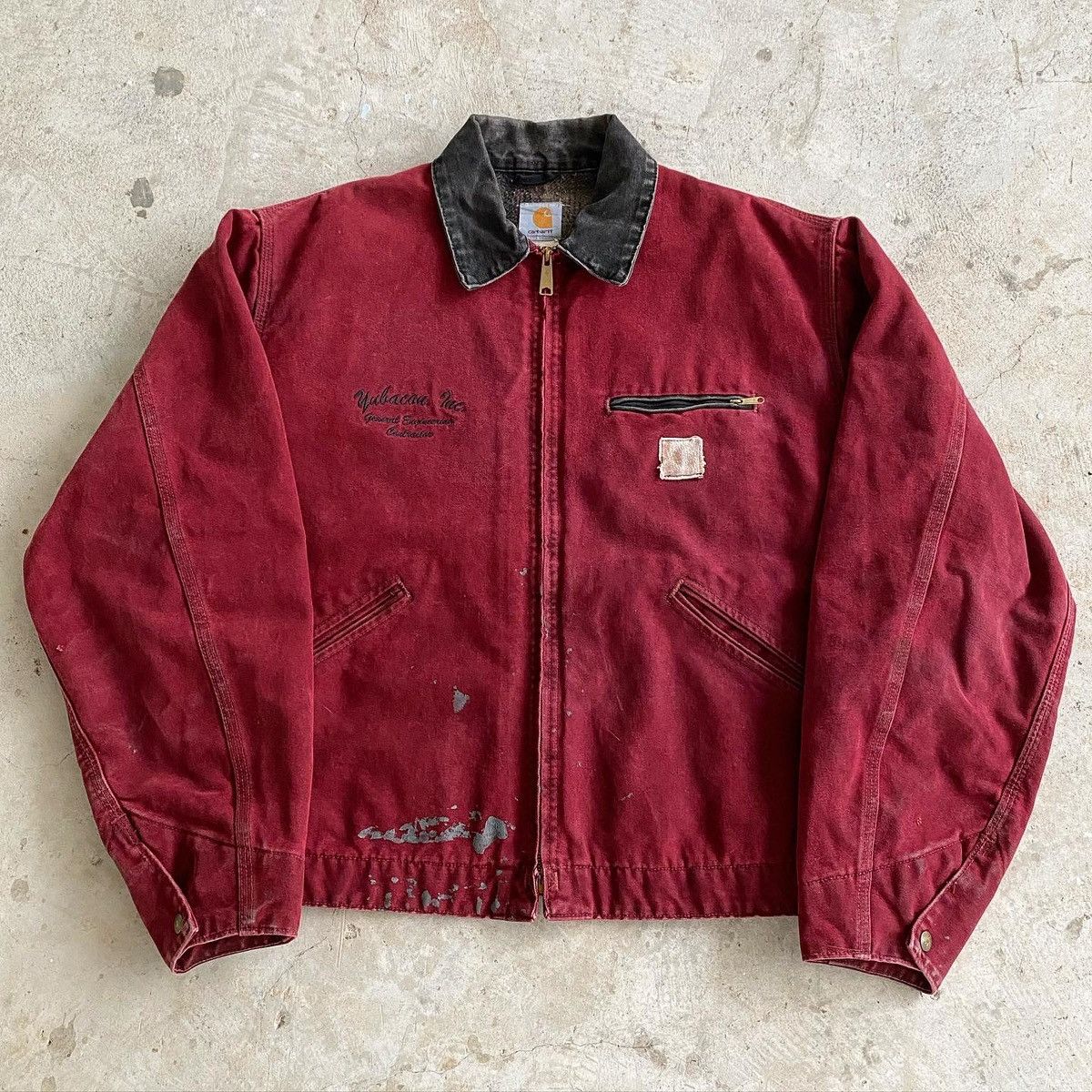 J97 CRIMSON RED CARHARTT DETROIT JACKET 2001 MADE IN USA