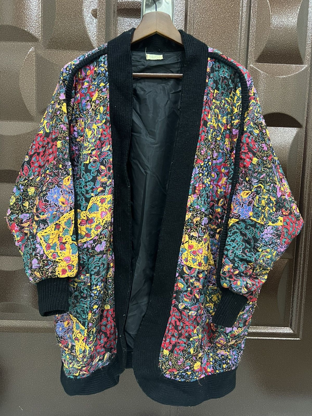 Japanese Brand Vintage Japanese Boho Batwing Flower Kimono Cardigan Size L / US 10 / IT 46 - 2 Thumbnail