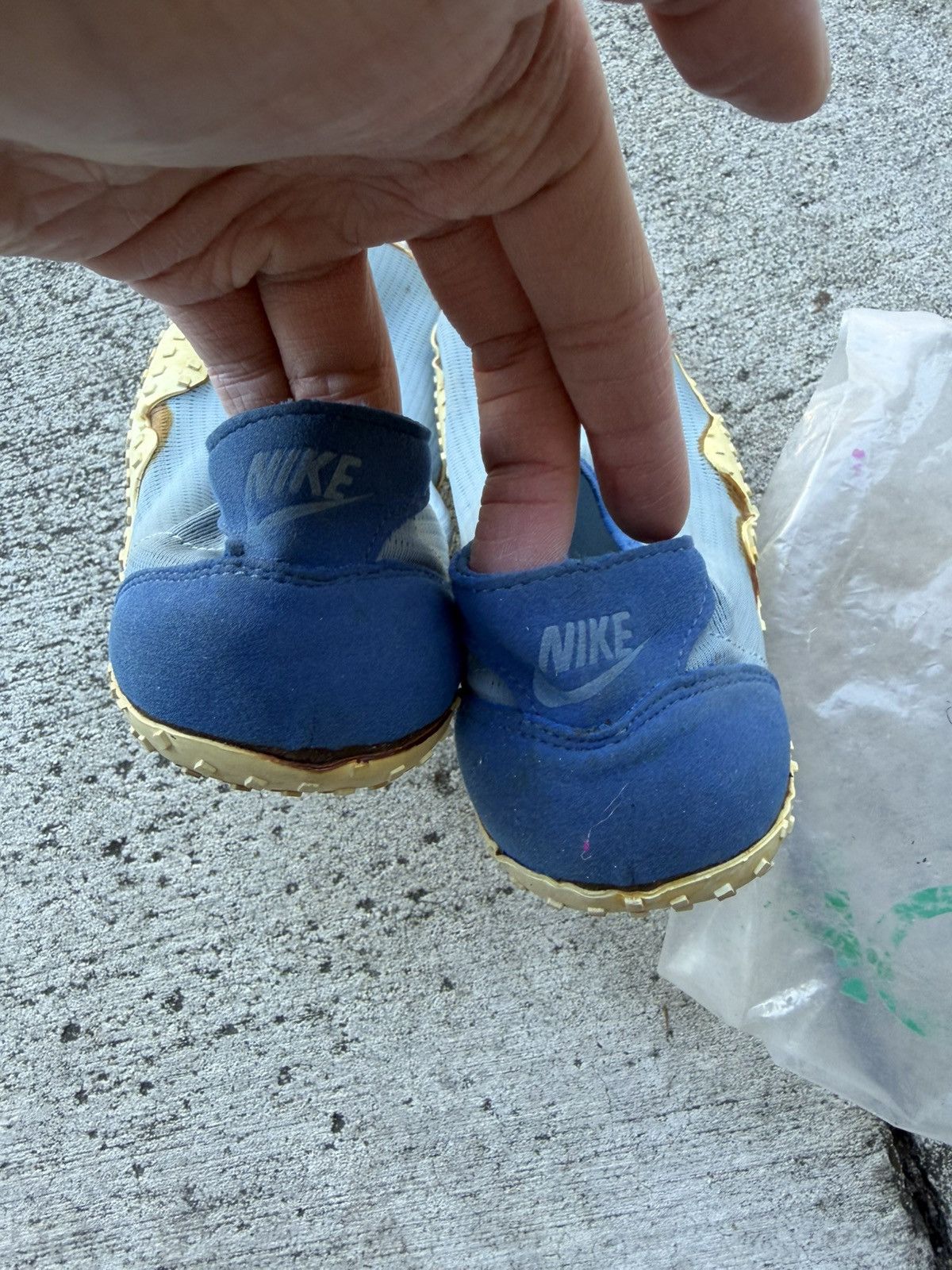 Vintage Vintage Nike Water Shoe Archival Size US 5 / EU 37 - 3 Thumbnail