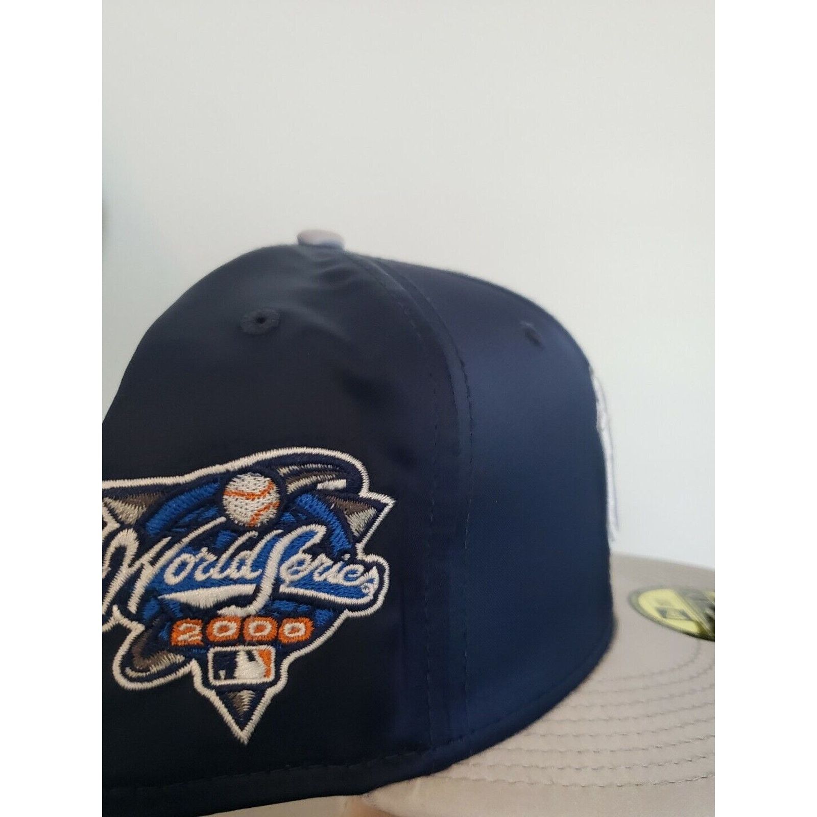 New Era New York Yankees Hat 2000 World Series Satin 7 3/4 New Era Size ONE SIZE - 3 Thumbnail