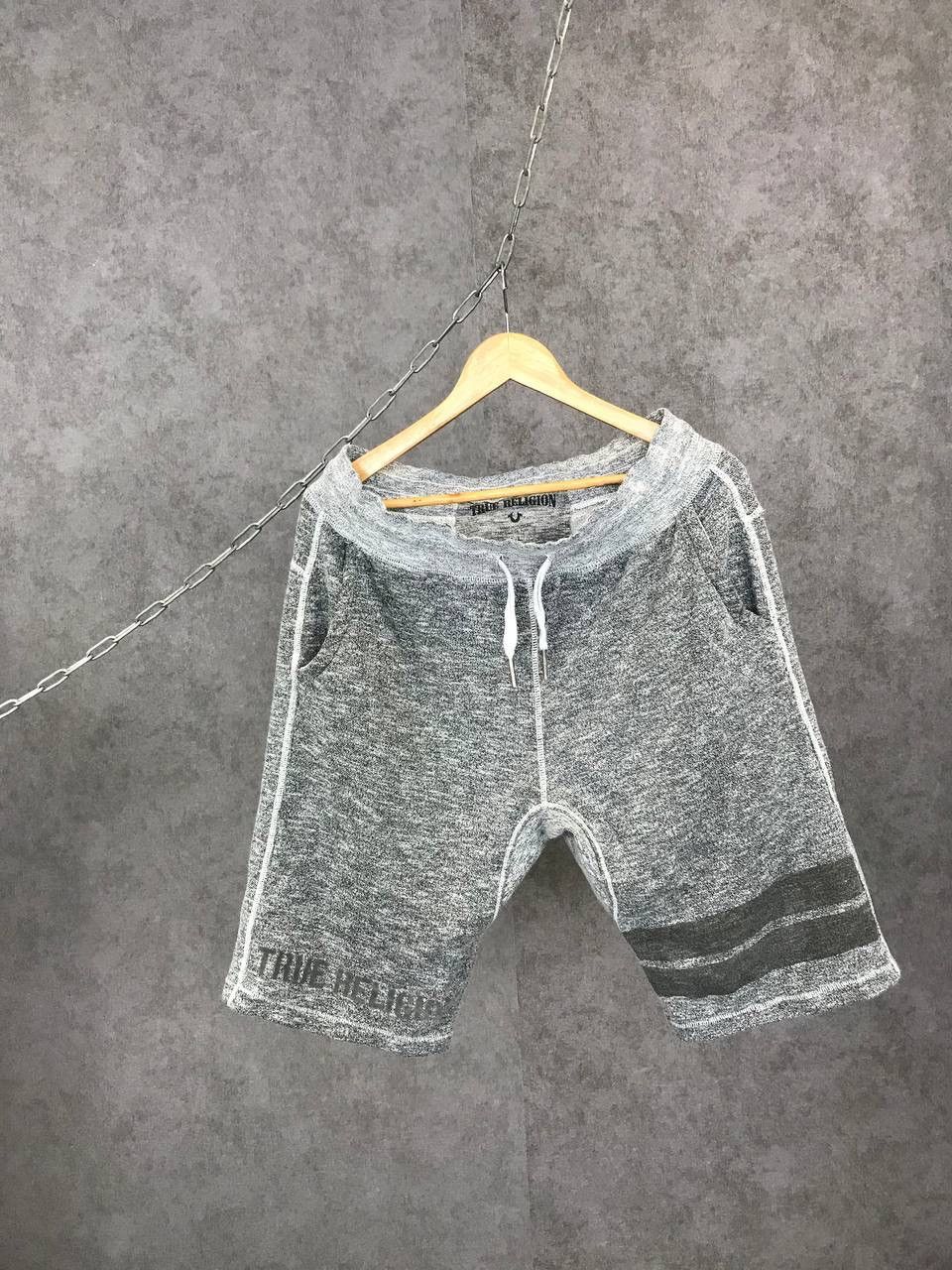 True Religion True Religion Japanese shorts Size US 34 / EU 50 - 1 Thumbnail