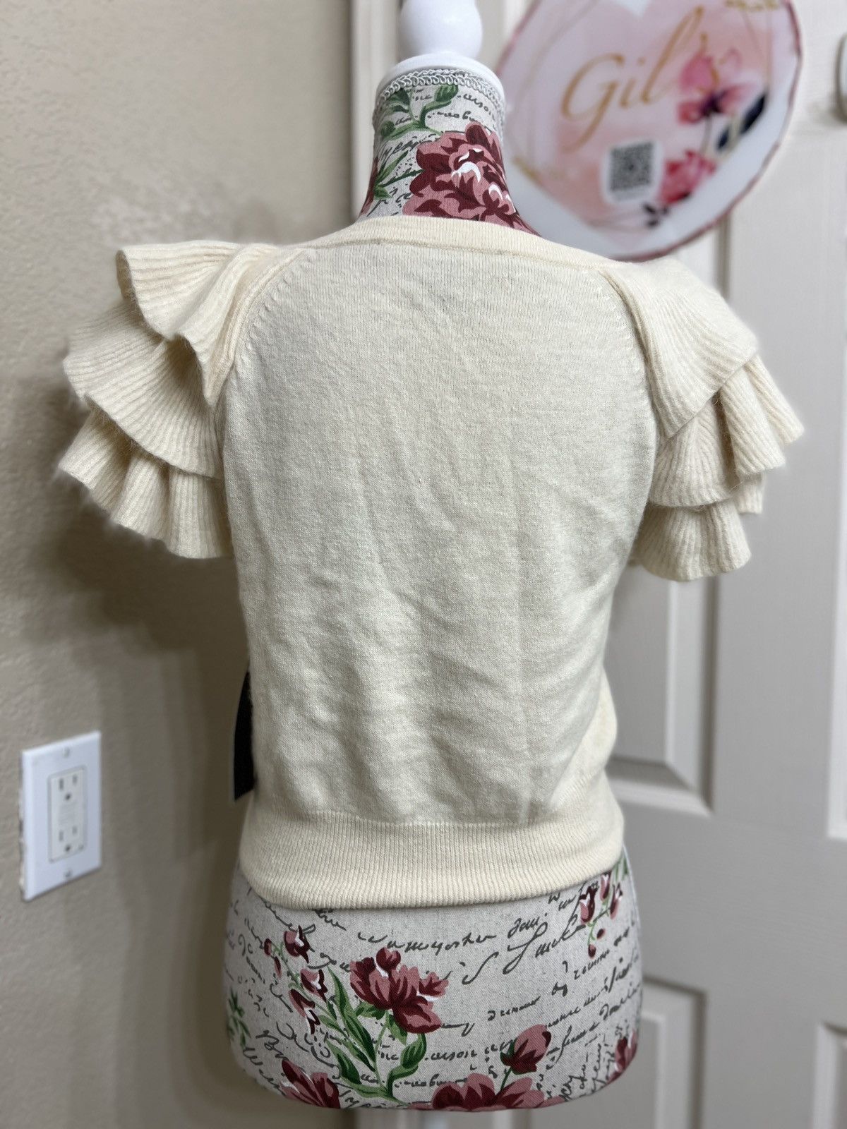 French Connection French connection cream rabbit hair angora top Size S / US 4 / IT 40 - 3 Thumbnail