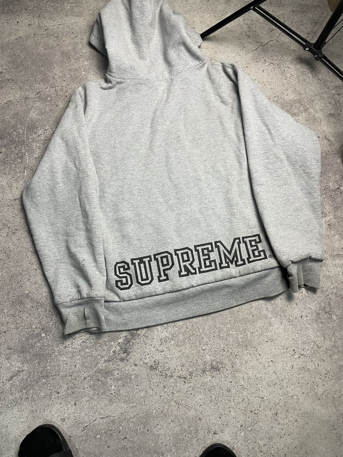Supreme Supreme Heavyweight zip up jacket back logo Size US XL / EU 56 / 4 - 2 Thumbnail