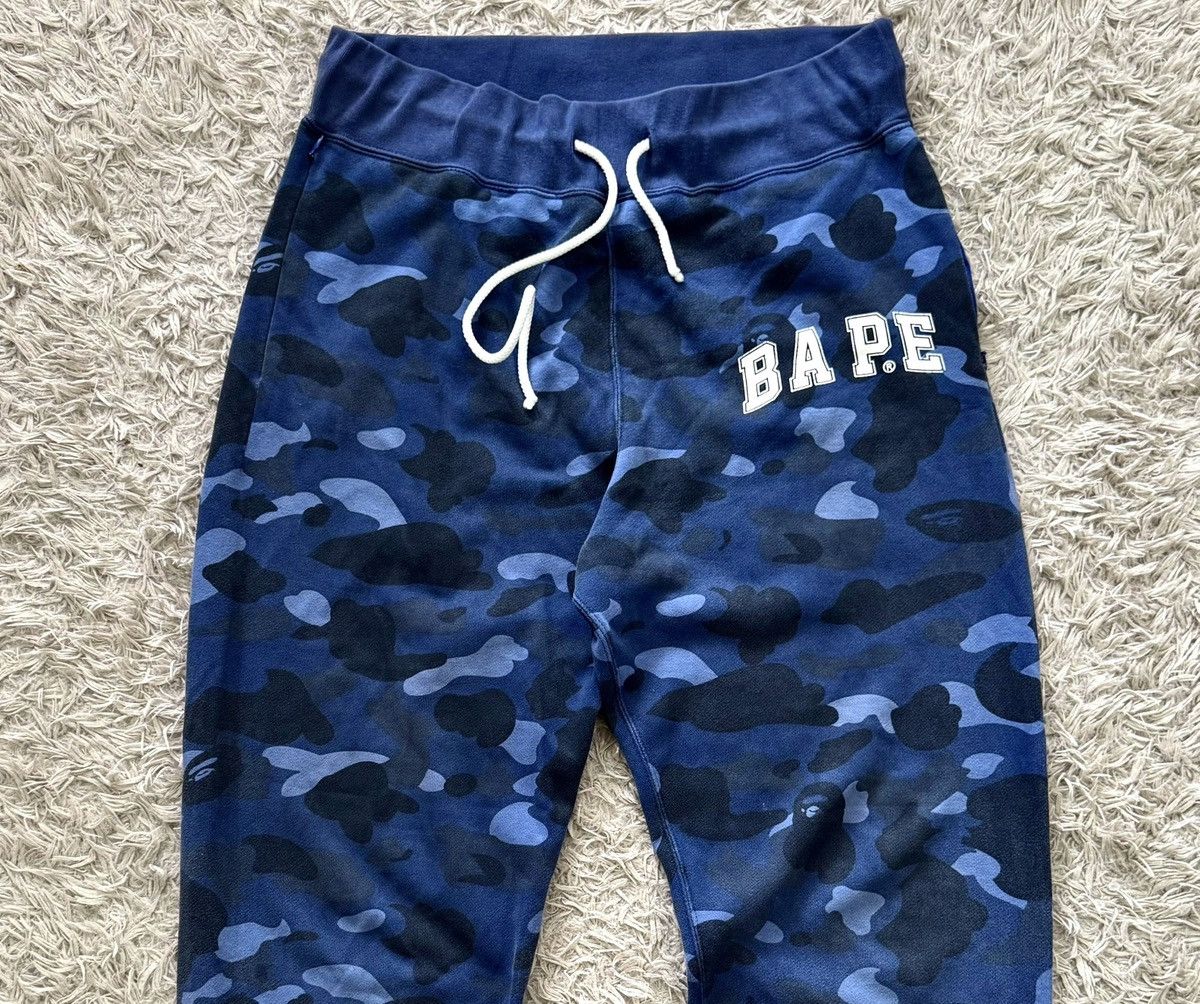 Bape RARE BAPE SPELL OUT BLUE CAMO JOGGERS Size US 32 / EU 48 - 2 Thumbnail